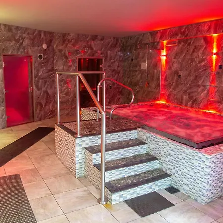 Tawny Owl Feriehus Windermere